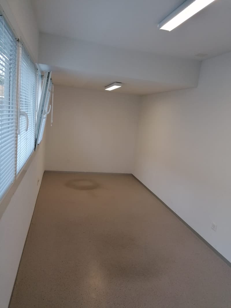 Storage Space / Available Space for Rent (3)