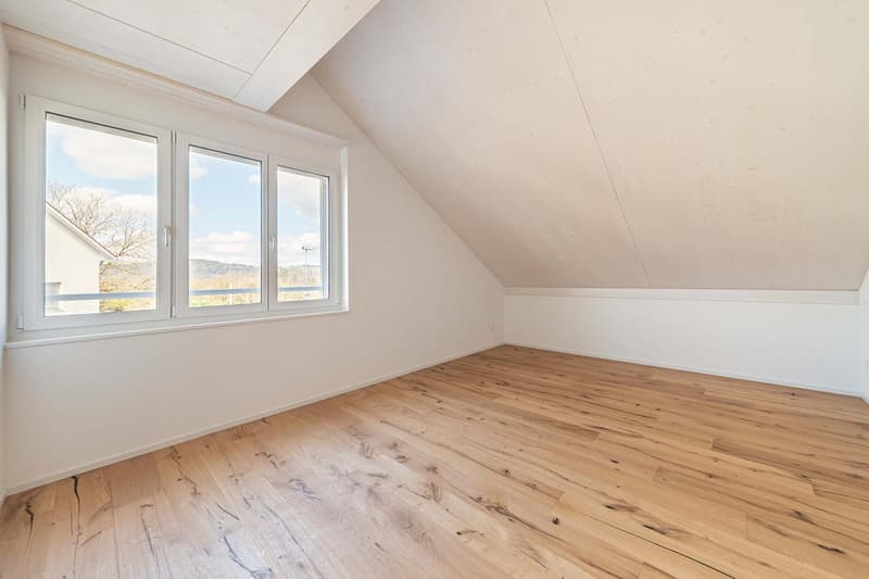 Exklusive 4.5 Zimmer-Galeriewohnung mit grosser Loggia und hochwertigen Ausbau (7)
