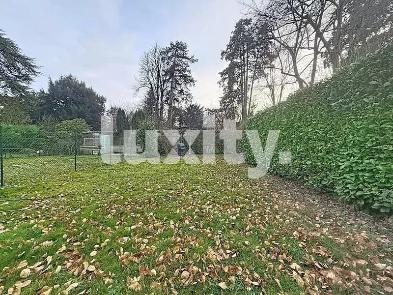 Casa con giardino privato (5)
