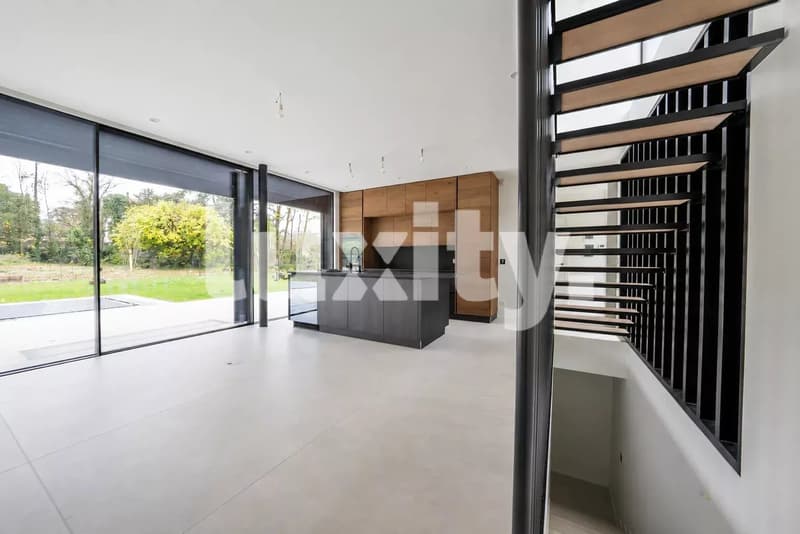 Casa contemporanea con piscina (2)
