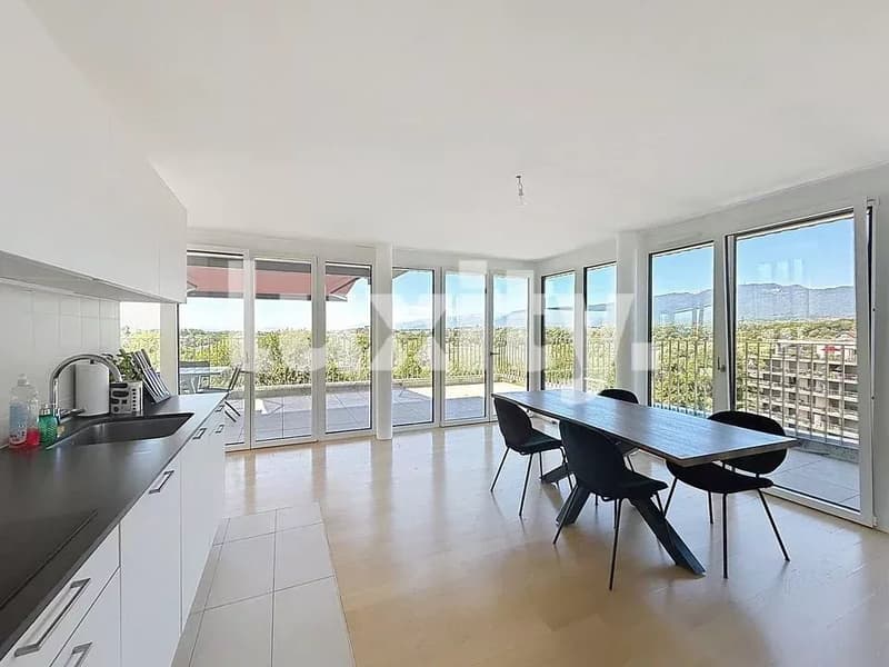 Magnificent apartment with high standards and 150 m² terrace and panoramic view of the lake and the Jura (2)