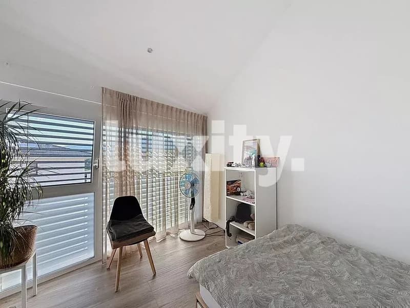 Magnifique appartement de standing climatisé avec vue panoramique sur le lac Léman et le Mont-Blanc a Genolier (6)