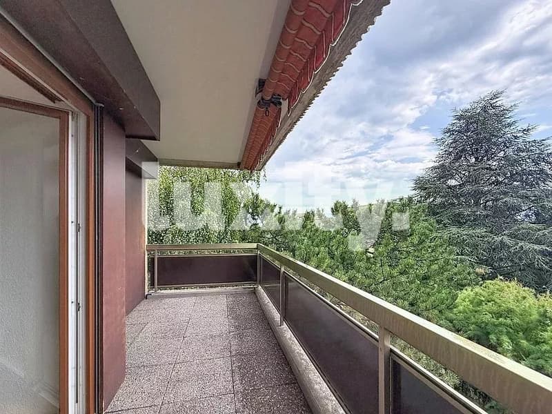 Charmant appartement avec balcon, proche du lac et de la gare. (2)