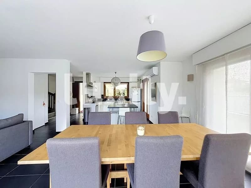 CHENS-SUR-LÉMAN ? MAISON CONTEMPORAINE, LUMINEUSE ET AU CALME, À PROXIMITÉ DE GENÈVE (3)