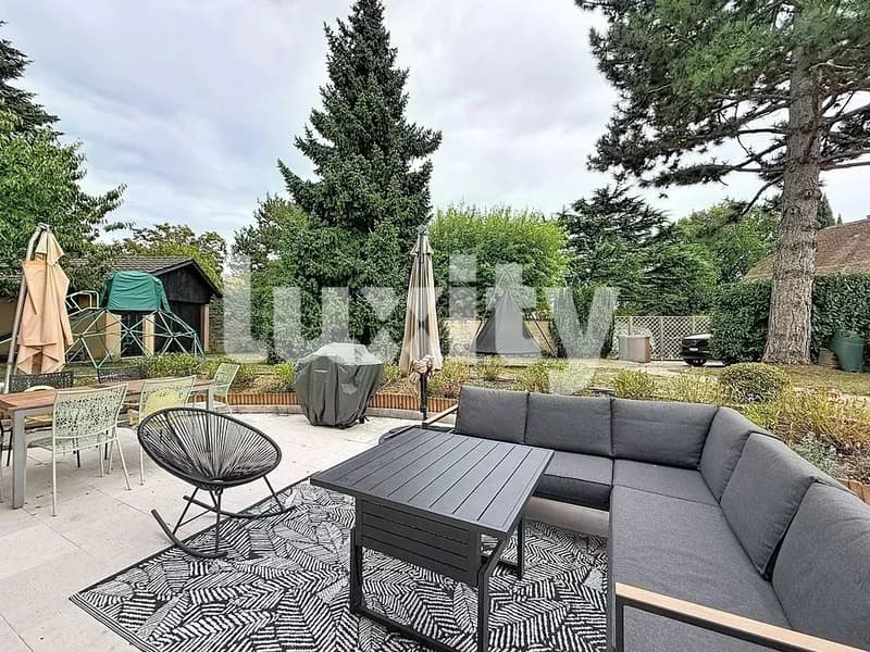ROLLE ? Belle maison mitoyenne de 7 pièces avec jardin et grande terrasse (1)