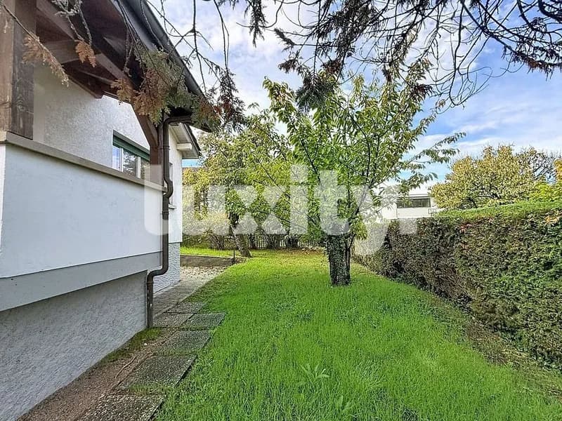 Belle maison familiale de plus de 175 m² à Chambésy (7)