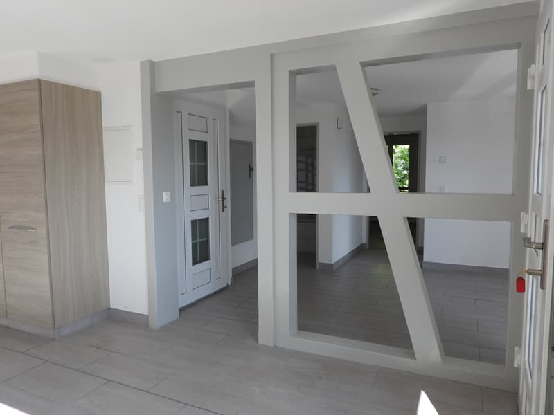 Appartamento di 4,5 locali con terrazza in una zona tranquilla (5)