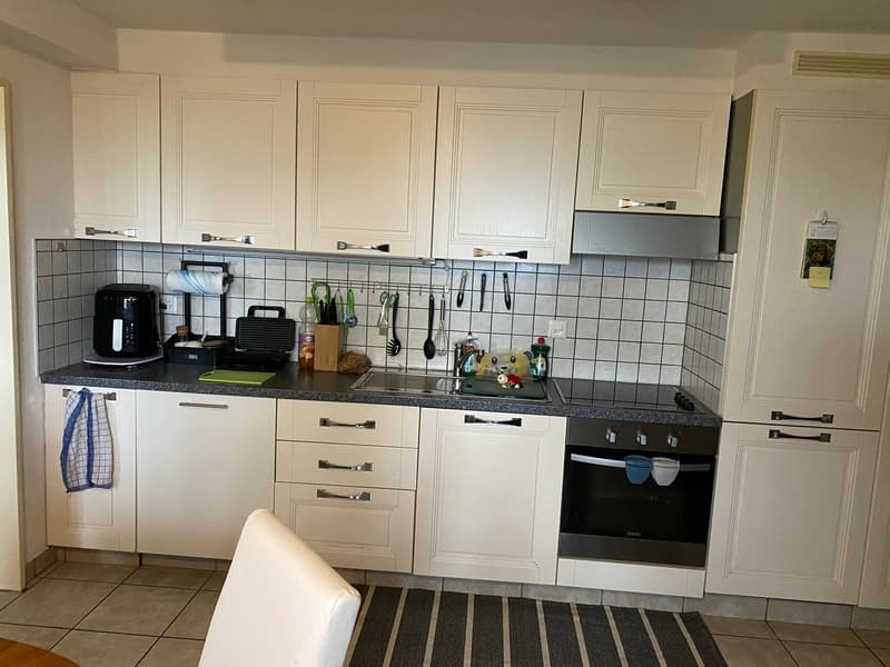 Bright 4.5-room apartment in Aeschi near Spiez – Quiet location with beautiful views (2)