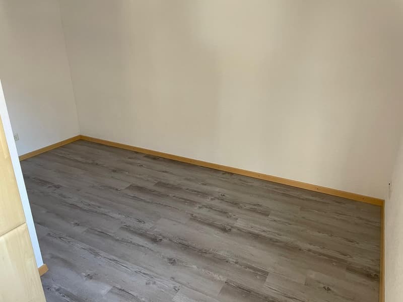 Studio 1er étage dans un immeuble ancien (5)