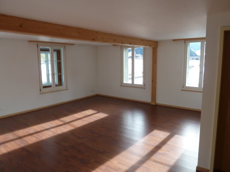Ländliche 5.5 Zimmer Wohnung (9)