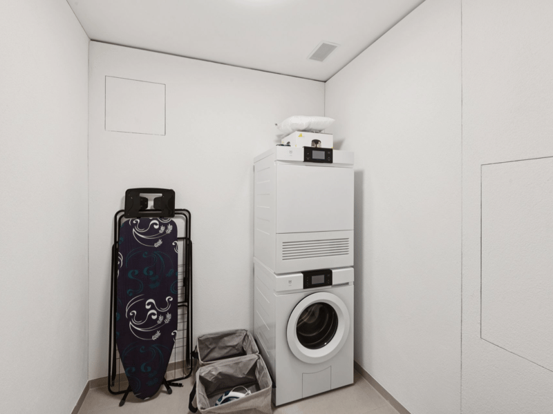 Möblierte Apartments mit Madrid Flair  direkt im grössten Shoppingcenter der Schweiz! (9)