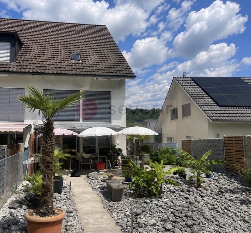 BLICK VOM GARTEN