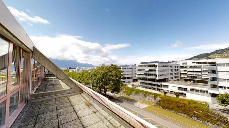 Spacious 12-room offices with balcony and panoramic view in Vevey with 4 parking spaces (6)