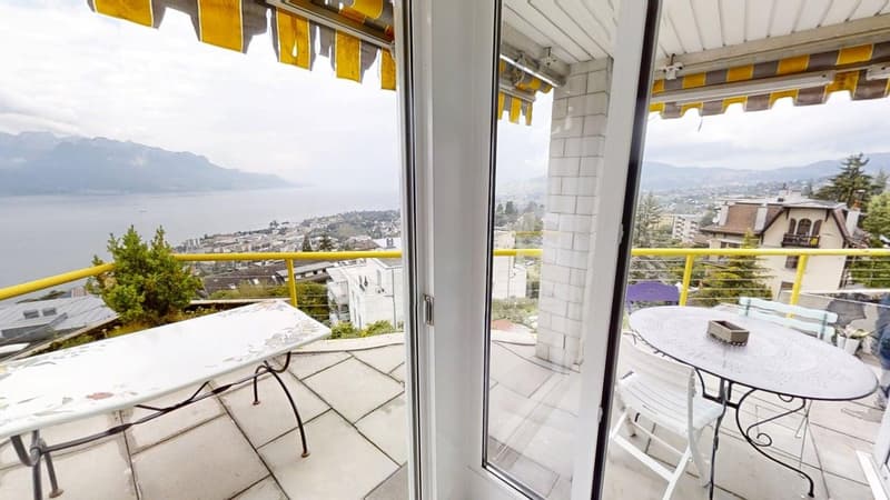Magnificent 3-room attic apartment with panoramic views in Chernex (10)