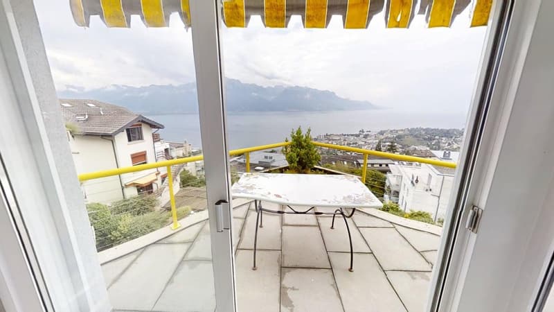 Magnificent 3-room attic apartment with panoramic views in Chernex (9)