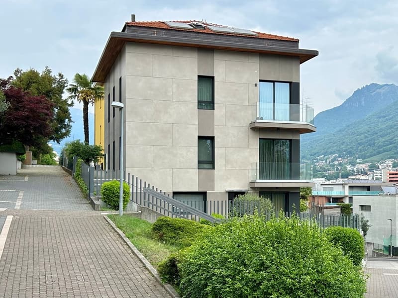INTROUVABLE ET PRÉCIEUX DUPLEX AU COEUR DE LUGANO (13)