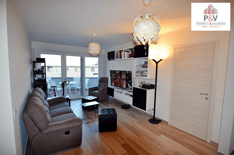 Bel appartement 3.5 complètement rénové au Paradis (2)