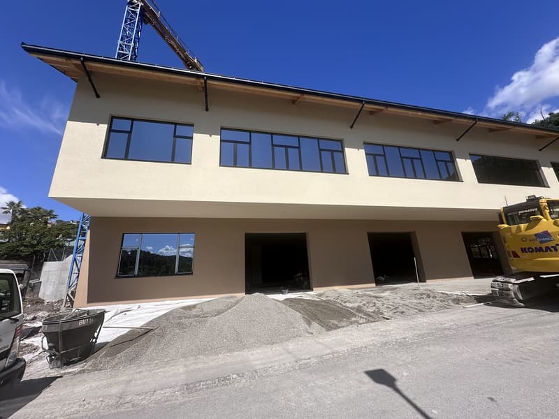 NEUESTES GEWERBEIMMOBEL VON 2670 MQ IN VACALLO (6)