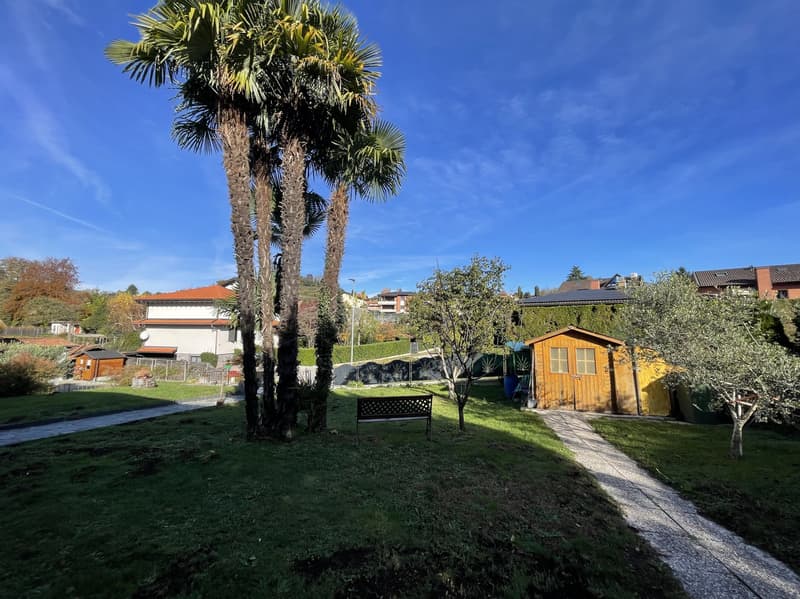 Schönes Einfamilienhaus 4.5 mit großem Garten (2)