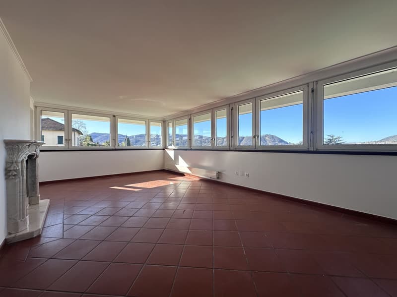 ATTIQUE 4.5 INCONTOURNABLE AVEC PISCINE ET VUE PANORAMIQUE (4)