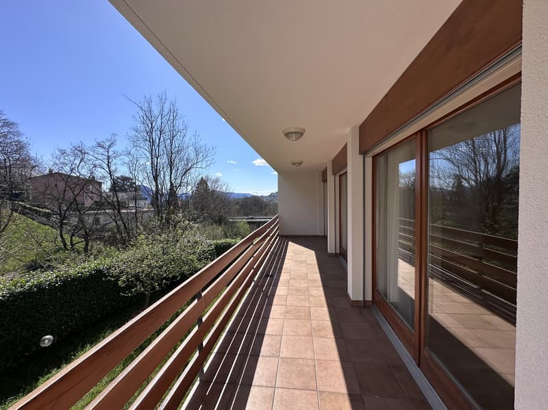 SPETTACOLARE AND SPACIOUS SEMI-DETACHED HOUSE IN CADRO (1)