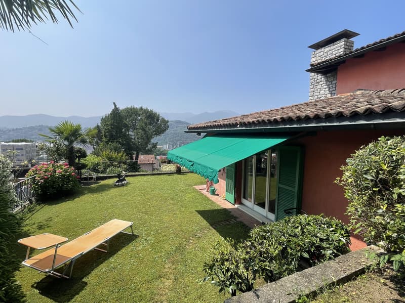 SPACIOUS HOUSE 5.5 IN A UNIQUE LOCATION IN PREGASSONA ALTA (5)