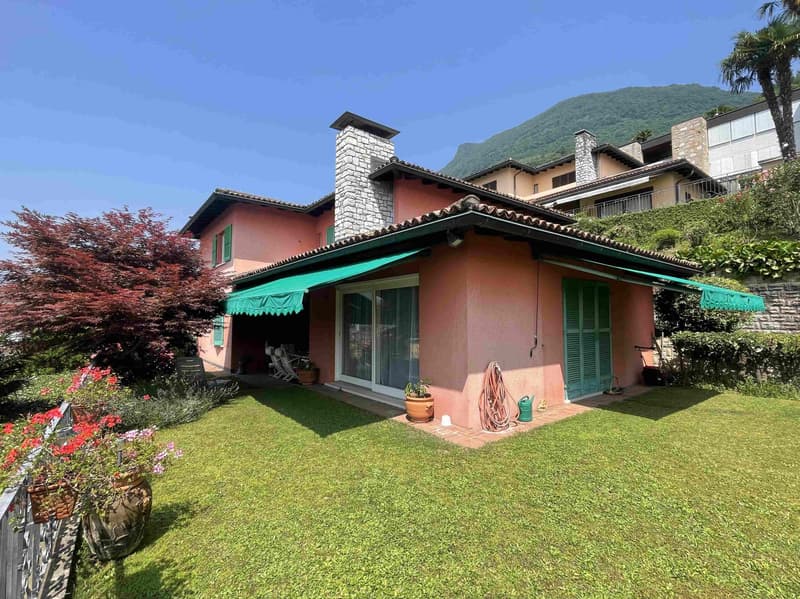 SPACIOUS HOUSE 5.5 IN A UNIQUE LOCATION IN PREGASSONA ALTA (1)