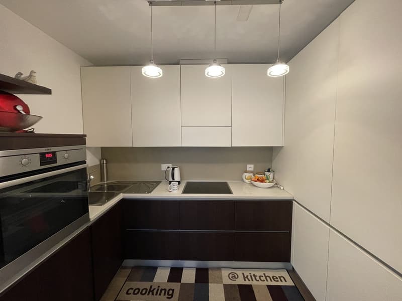 Elegantes und geräumiges 2.5-Zimmer-Apartment mit großem Abstellraum (7)