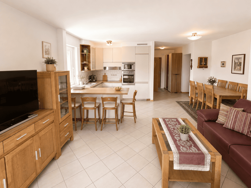 PANORAMIC 4.5 ROOMS FOR SALE IN MORBIO INFERIORE (4)
