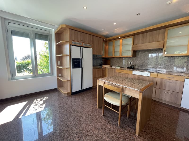 BELLA CASA UNIFAMILIARE IN POSIZIONE PANORAMICA (7)