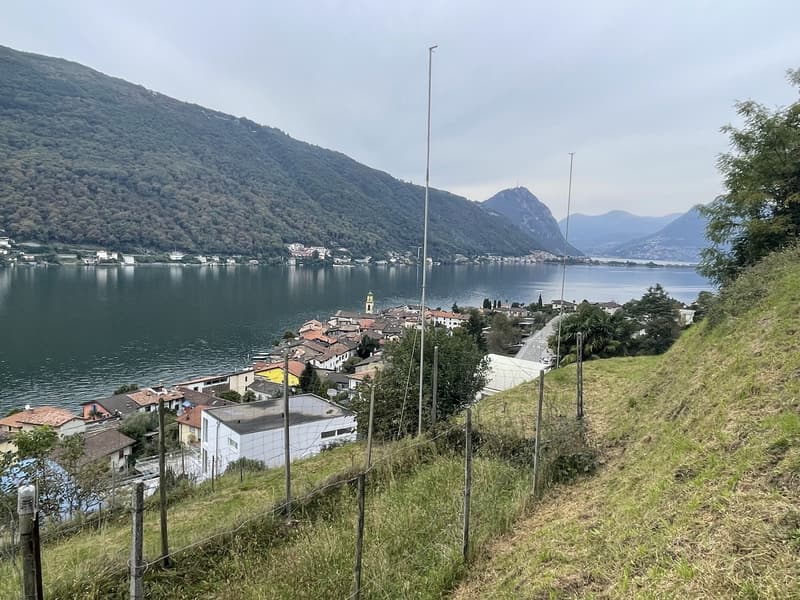 SPLENDIDO TERRENO EDIFICABILE CON MERAVIGLIOSA VISTA LAGO (7)