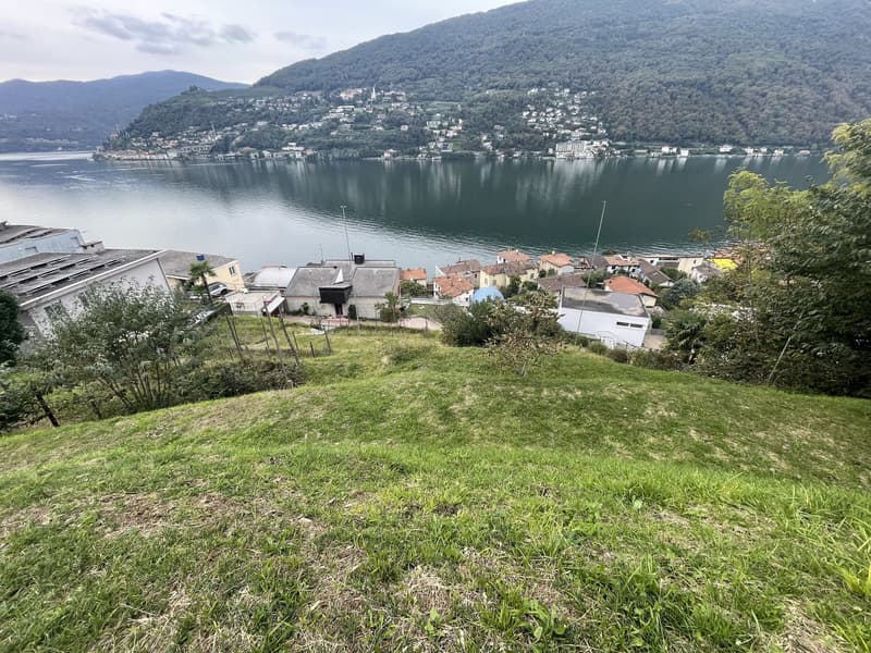 SPLENDIDO TERRENO EDIFICABILE CON MERAVIGLIOSA VISTA LAGO (2)