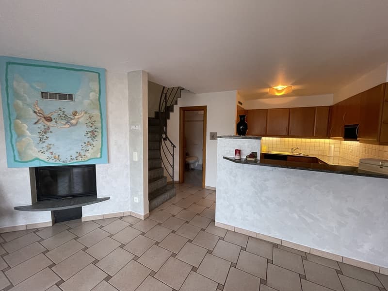 INTERESSANTE CASA 4.5 CON INCANTEVOLE VISTA LAGO (3)