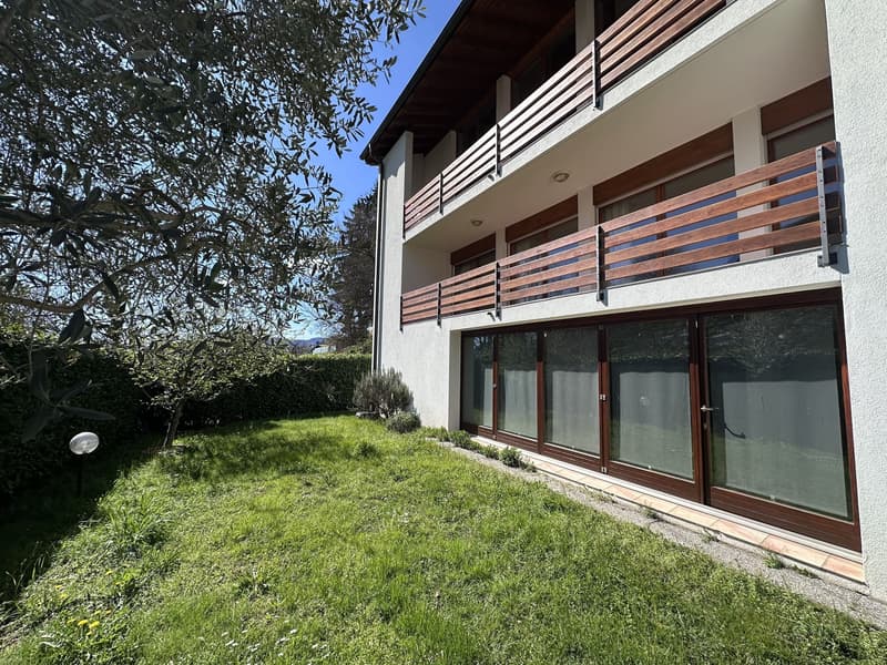 SPETTACOLARE ED AMPIA CASA GEMELLA A CADRO (13)