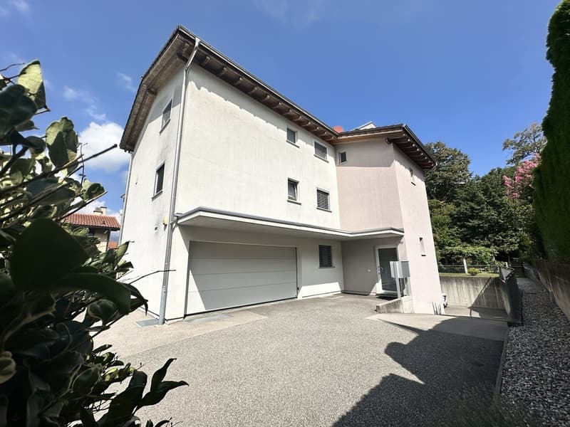 CURATO E MODERNO 3.5  A VILLA LUGANESE CON GRANDE TERRAZZA (13)