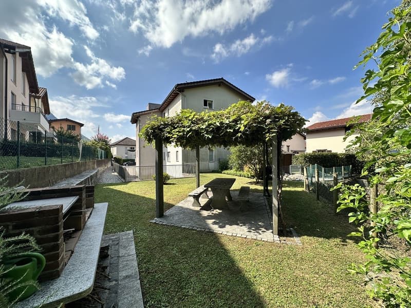 CURATO E MODERNO 3.5 A VILLA LUGANESE CON GRANDE TERRAZZA (11)
