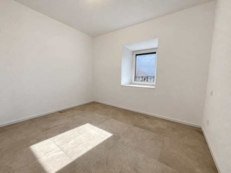 PALAZZINA A REDDITO COMPLETAMENTE RISTRUTTURATA A POLLEGIO (9)