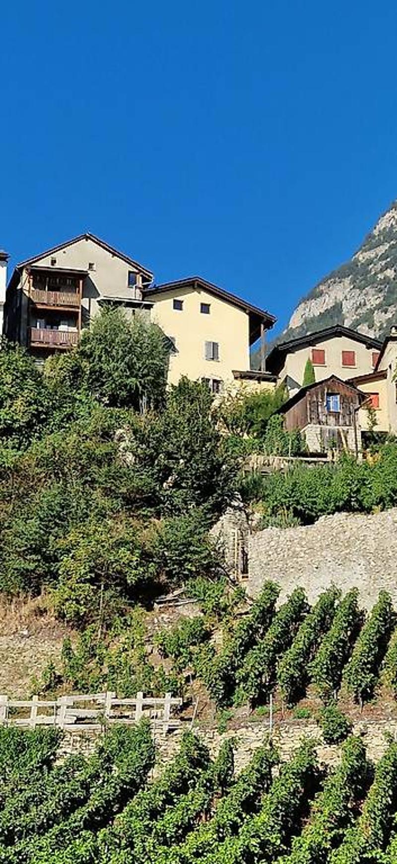 Dall'eccezionale nel cuore del borgo medievale di Saillon (2)