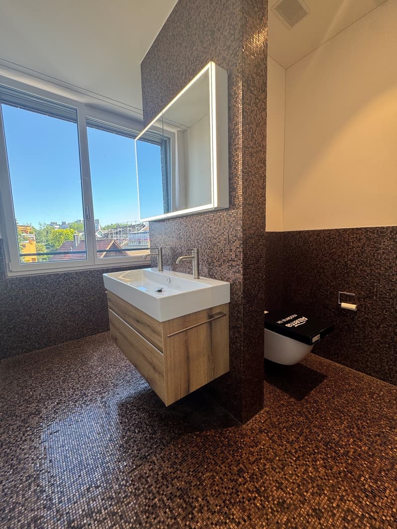 DU/WC