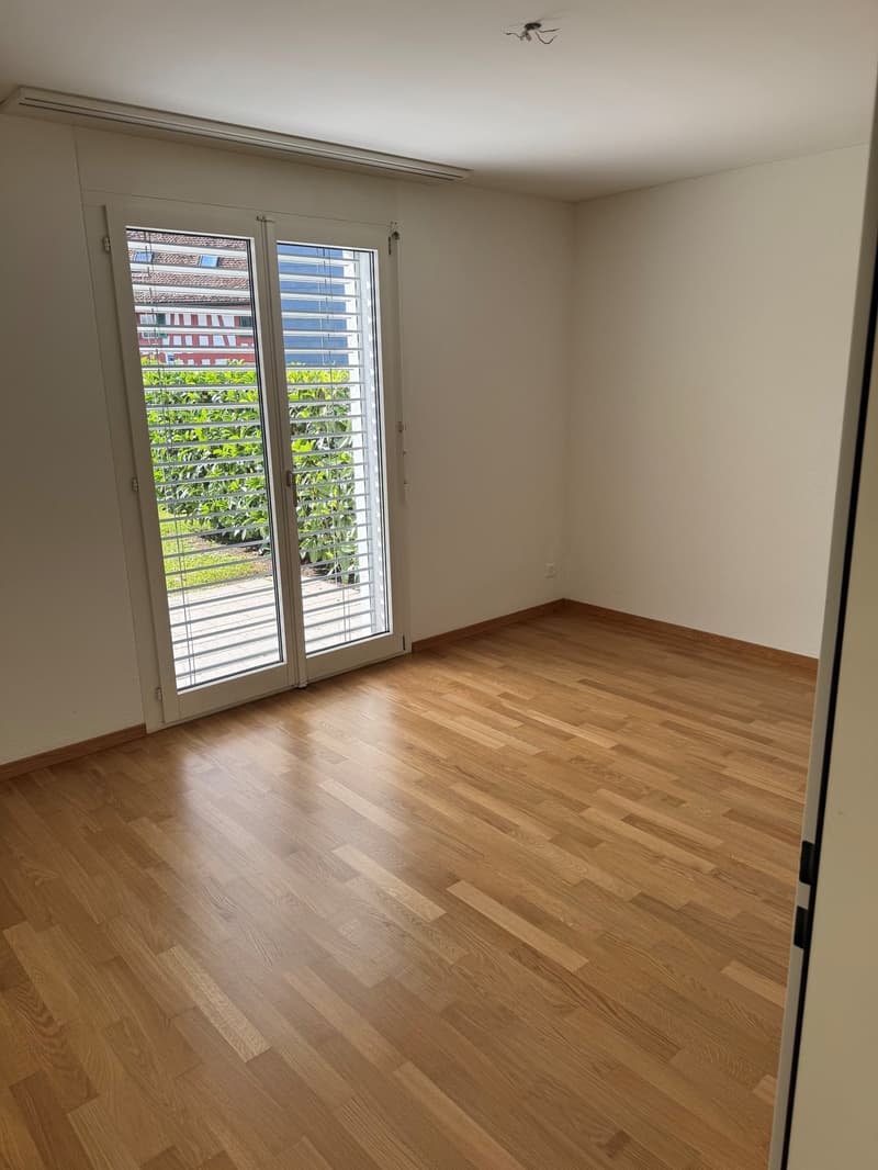 4-5-Zimmer-Gartenwohnung in Baar-Inwil (8)