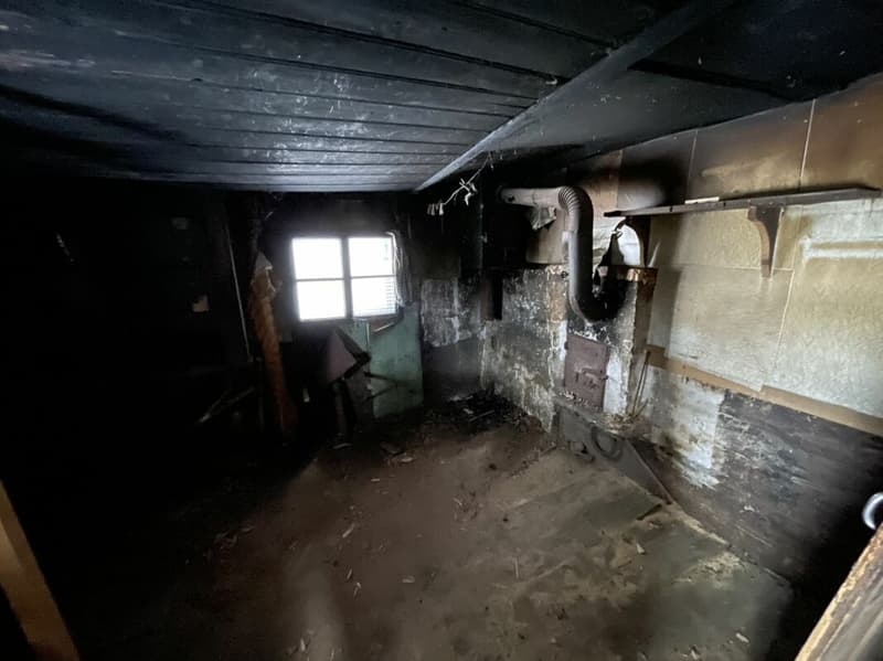 Historic and Rustic Semi-Detached House - Connoisseur's Object (10)