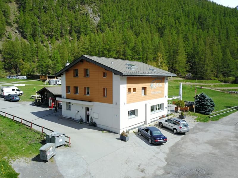 Restaurant & Hostel in Randa (3)