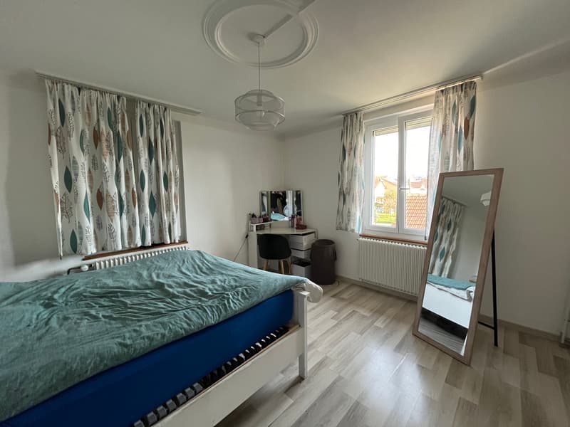 VERY NICE DUPLEX WITH LARGE PRIVATE GARDEN (3)