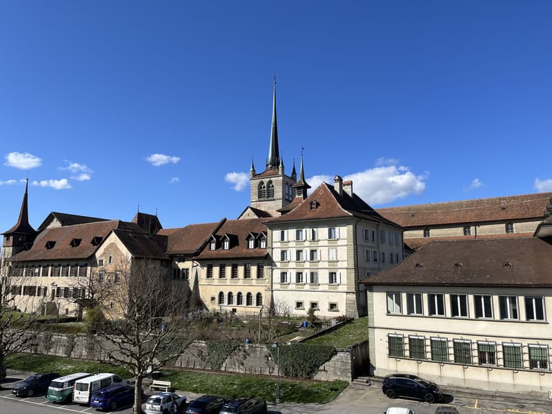 AUSSERGEWÖHNLICHE GELEGENHEIT ZU NUTZEN (1)