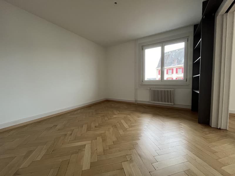 VÖLLIG RENOVIERTE WOHNUNG MIT SEEBLICK (6)