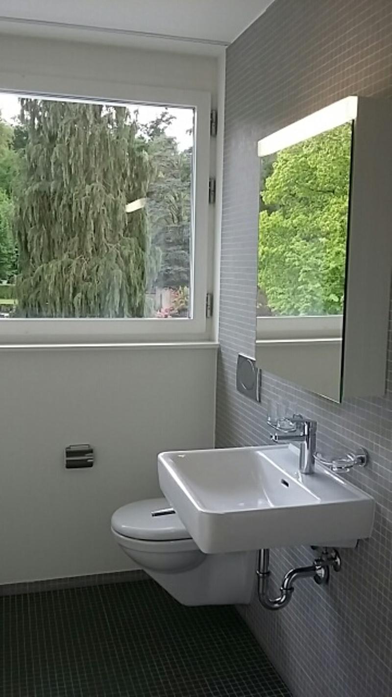 2. Bad mit Badewanne