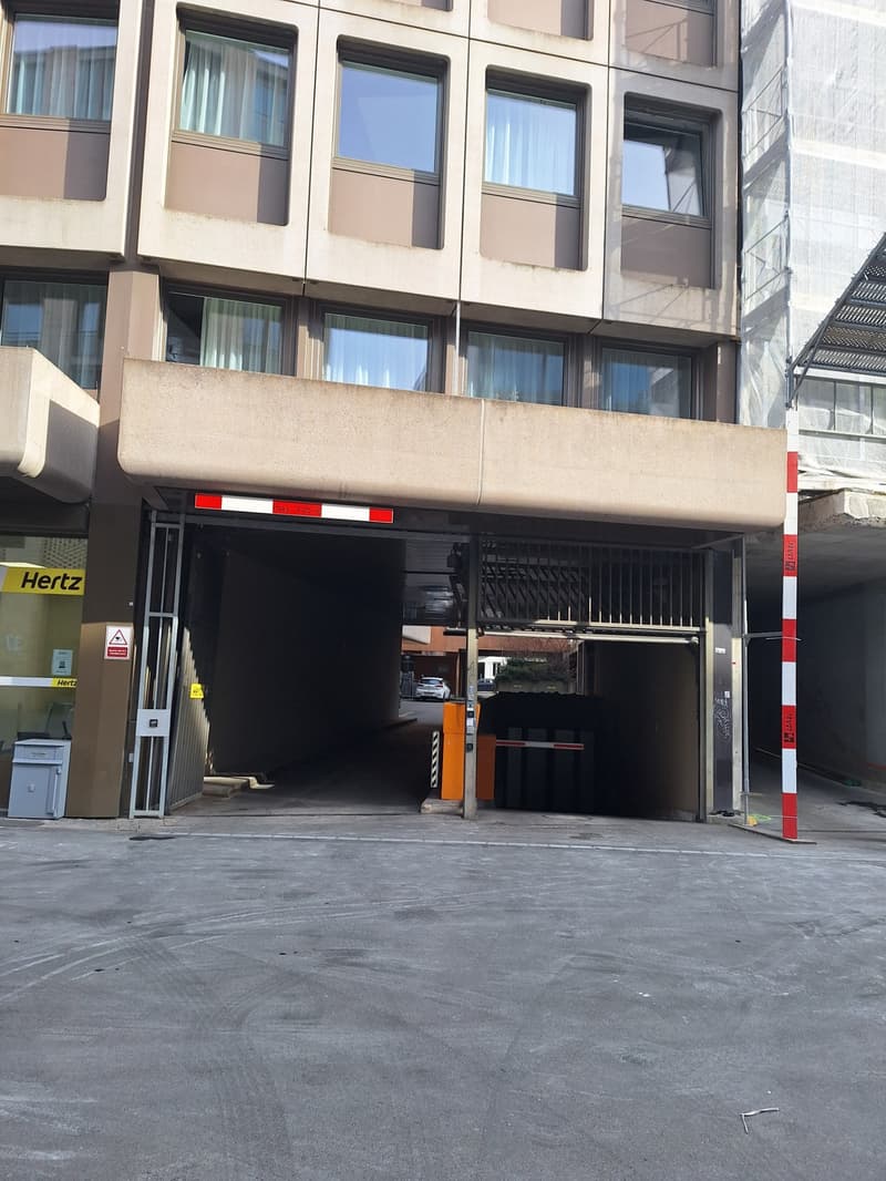 Einstellplätze beim Hauptbahnhof zu vermieten (1)