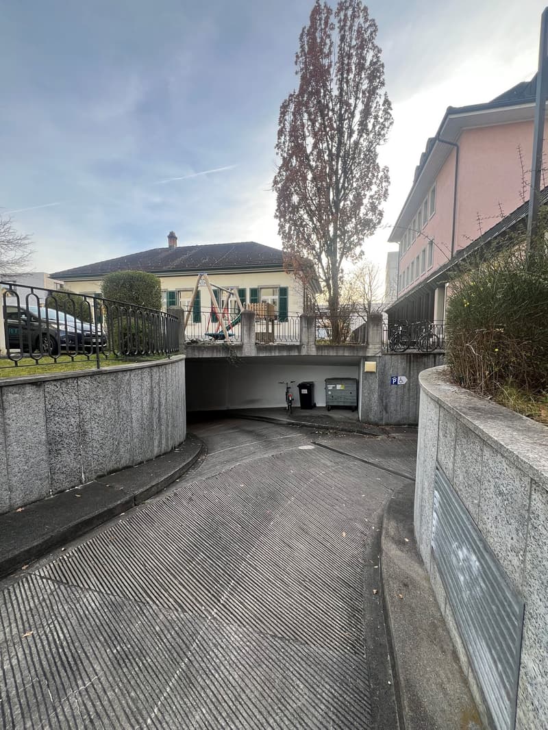 Tiefgaragen Einstellplatz (1)