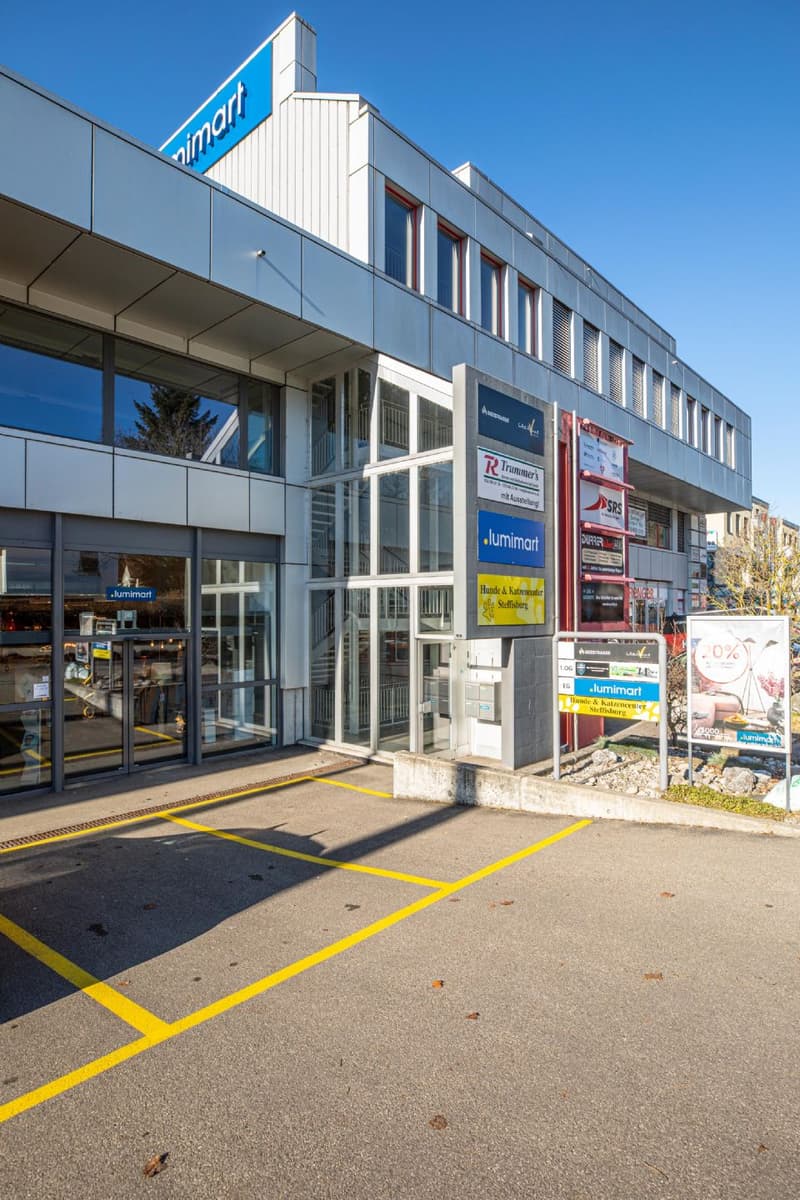 Spazio commerciale attraente (2)