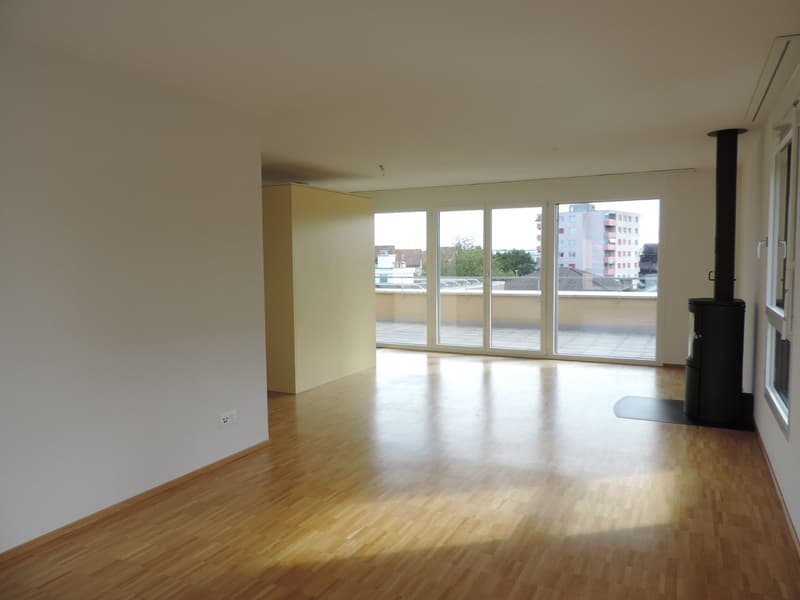 Appartement en attique de 3,5 pièces idéalement situé (3)